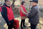 阳信：120余名老人喜收过冬“大礼包”