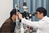 术前散瞳眼底检查：专家眼中的 “安全防火墙”，很多人却忽视了