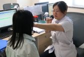 南昌爱尔杨秋艳：孩子近视度数年年涨怎么办？