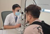 醉后撞眼险失明，23岁南昌大学生眼压飙升！南昌爱尔刘学群院长精准保守治疗保住光明